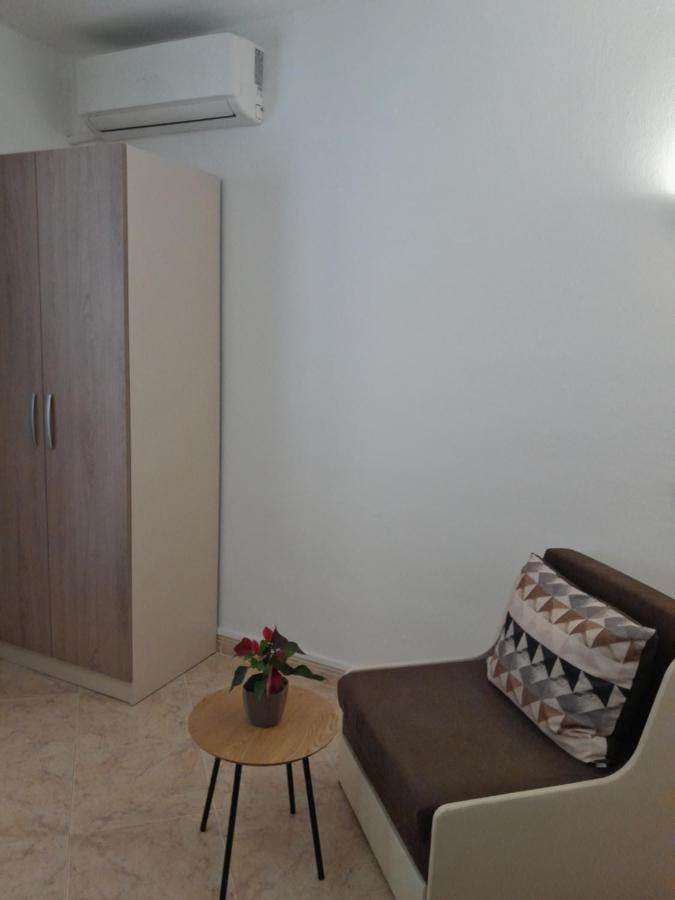 Hotel Moni 85 Family House Sozopol Esterno foto