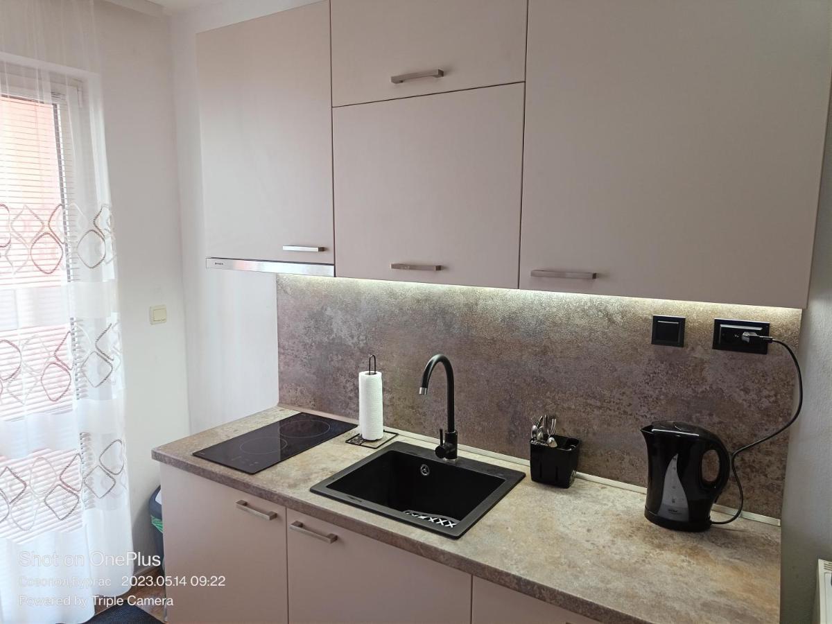 Hotel Moni 85 Family House Sozopol Esterno foto