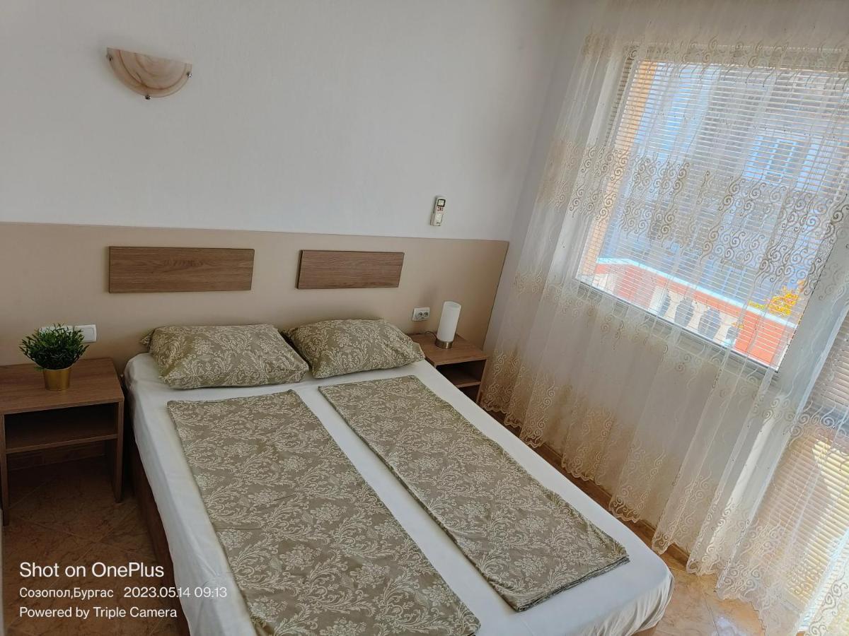 Hotel Moni 85 Family House Sozopol Esterno foto